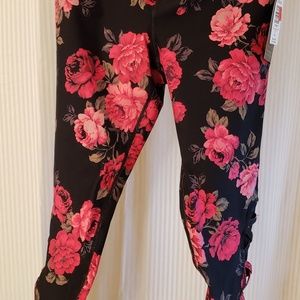 Torrid active capris
